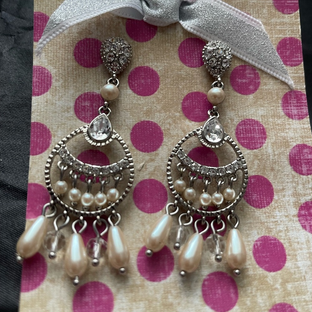 Elegant Sparkling Silver and Pearl Dangle Earrings